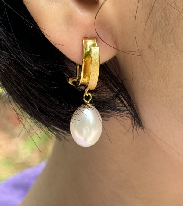 Raffie & Julia "Pearl Drop Huggie Earrings" Freshwater Pearls in Thick Gold Plated Sterling Silver