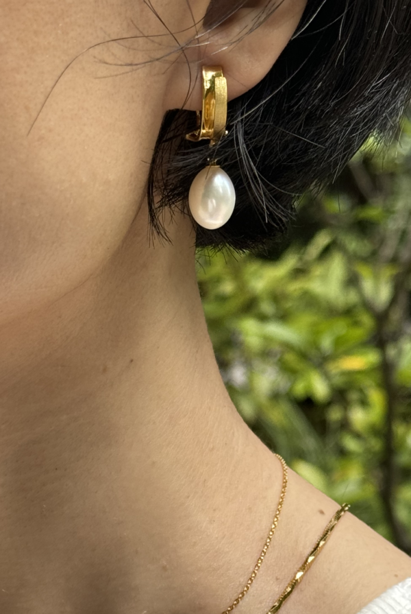 Raffie & Julia "Pearl Drop Huggie Earrings" Freshwater Pearls in Thick Gold Plated Sterling Silver