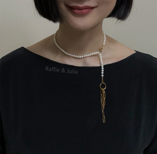 Raffie & Julia "Aura" Necklace, Freshwater Pearls with Openable Paperclip Chain, Multi-way Mix &Match