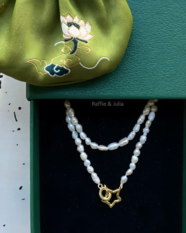 Raffie & Julia Daisy Necklace, Baby Baroque Pearls, Star Clasp in Sterling Silver