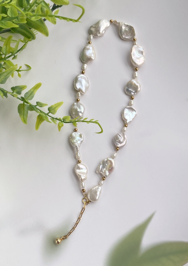 Raffie& Julia Petal Pearl Necklace – Bridal Freshwater Pearl Choker, 10-13mm Rare Petal-Shaped Baroque Pearls, 18k Gold-Plated Sterling Silver Extender, Delicate Feminine Necklace, Unique Gift for Her, Wedding Jewelry