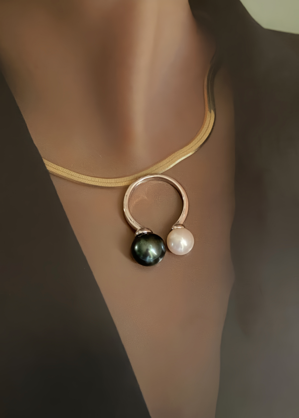 Raffie & Julia Twilight Pearl Ring, Adjustable Black Seawater Pearl Ring with Grey or White Real Pearls, Rhodium-Plated solid 925 Sterling Silver, Unique Two-Pearl Statement Ring, Minimalist Fine Jewelry Gift for Women